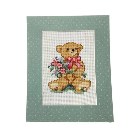 VINTAGE Bear Needle Point Cross Stitched Unframed Finished Panel. - Picture 1 of 10